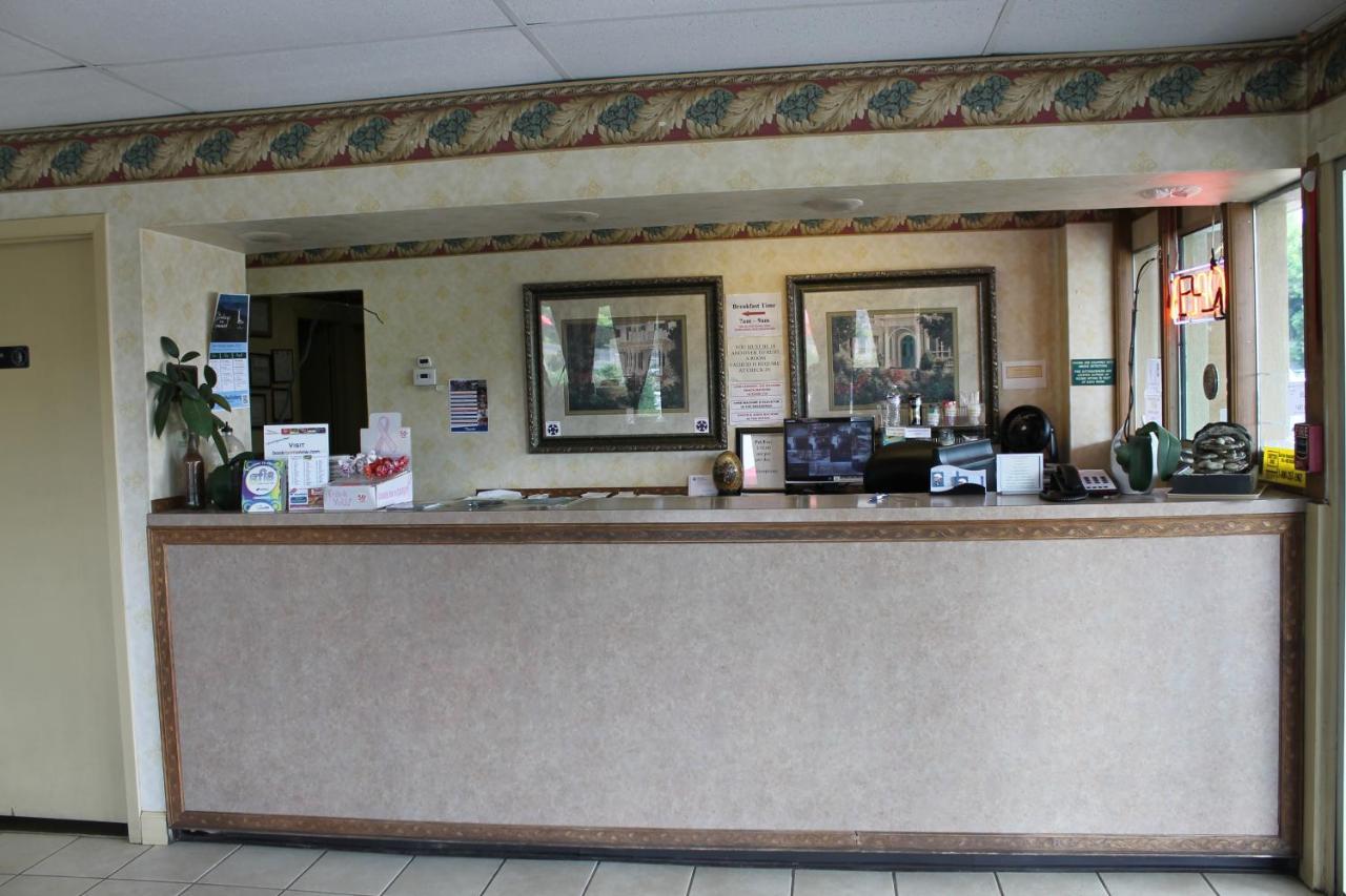 Scottish Inn Knoxville Eksteriør billede